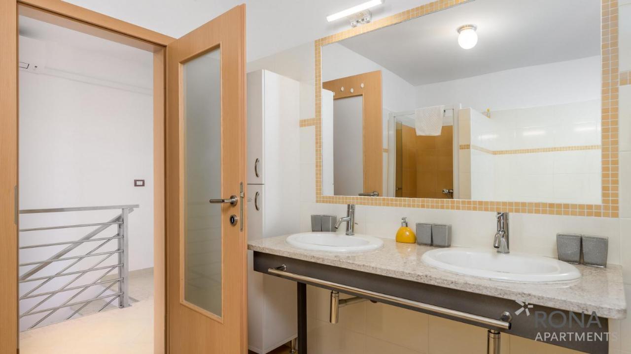 Rona Apartment Denis Umag Luaran gambar